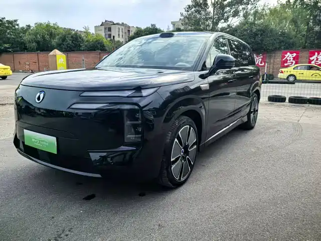 Denza N8L 2025