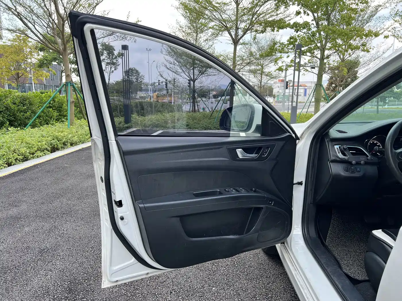 Besturn B30EV 2021 2019 EV400