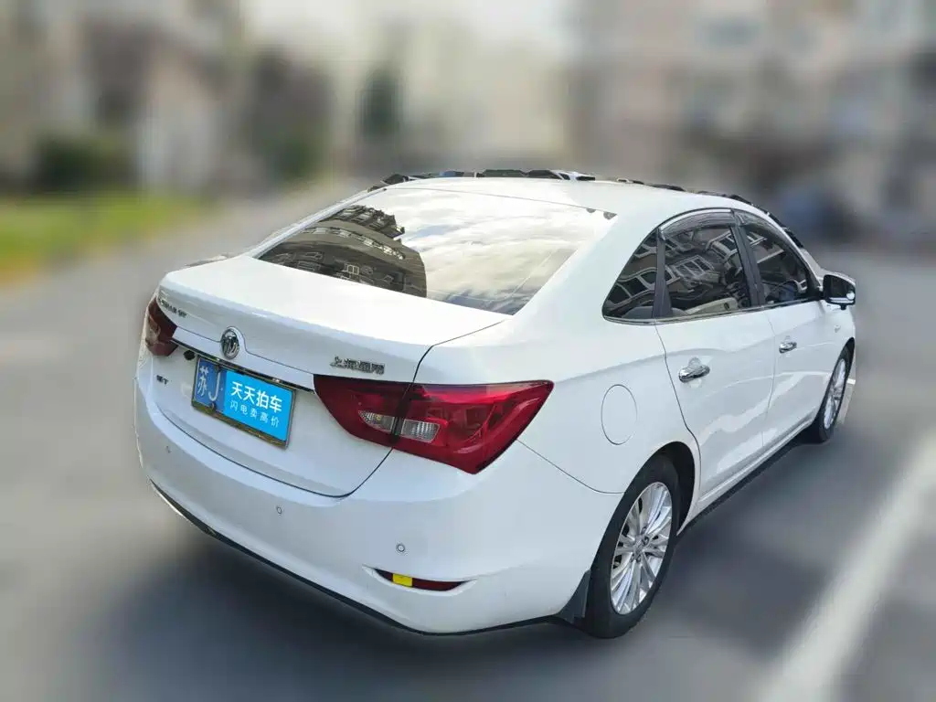 Фото 2 - Buick Excelle