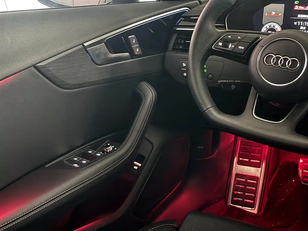 Audi A4L 2024 40 TFSI Luxury Dynamic фото 19