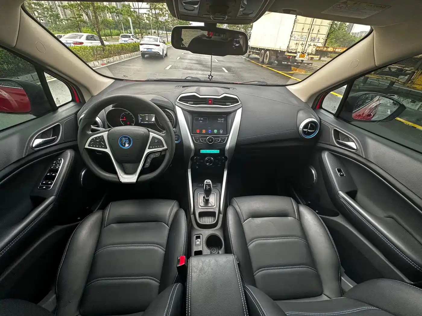 BYD Yuan New Energy 2018 EV360 Smart Connected Cool Type фото 6