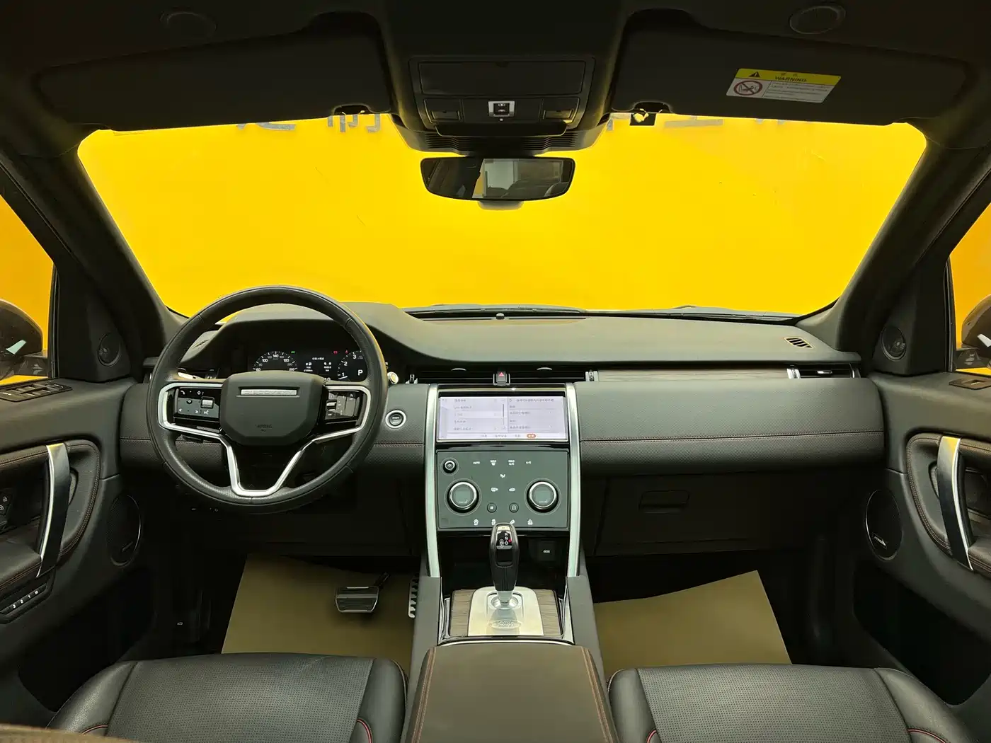 Land Rover Discovery Sport 2022 Model Facelift 249PS R-Dynamic SE Performance Tech Edition 5-seater фото 15