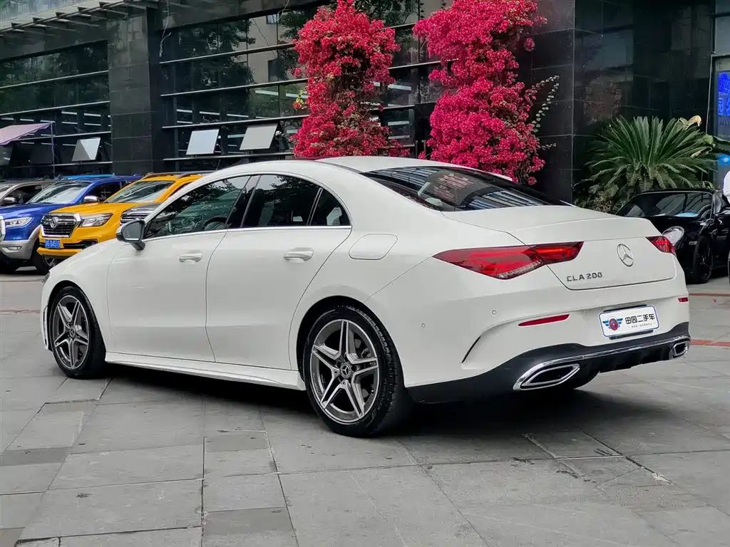 Mercedes-Benz CLA (Import) 2020 CLA 200 фото 4