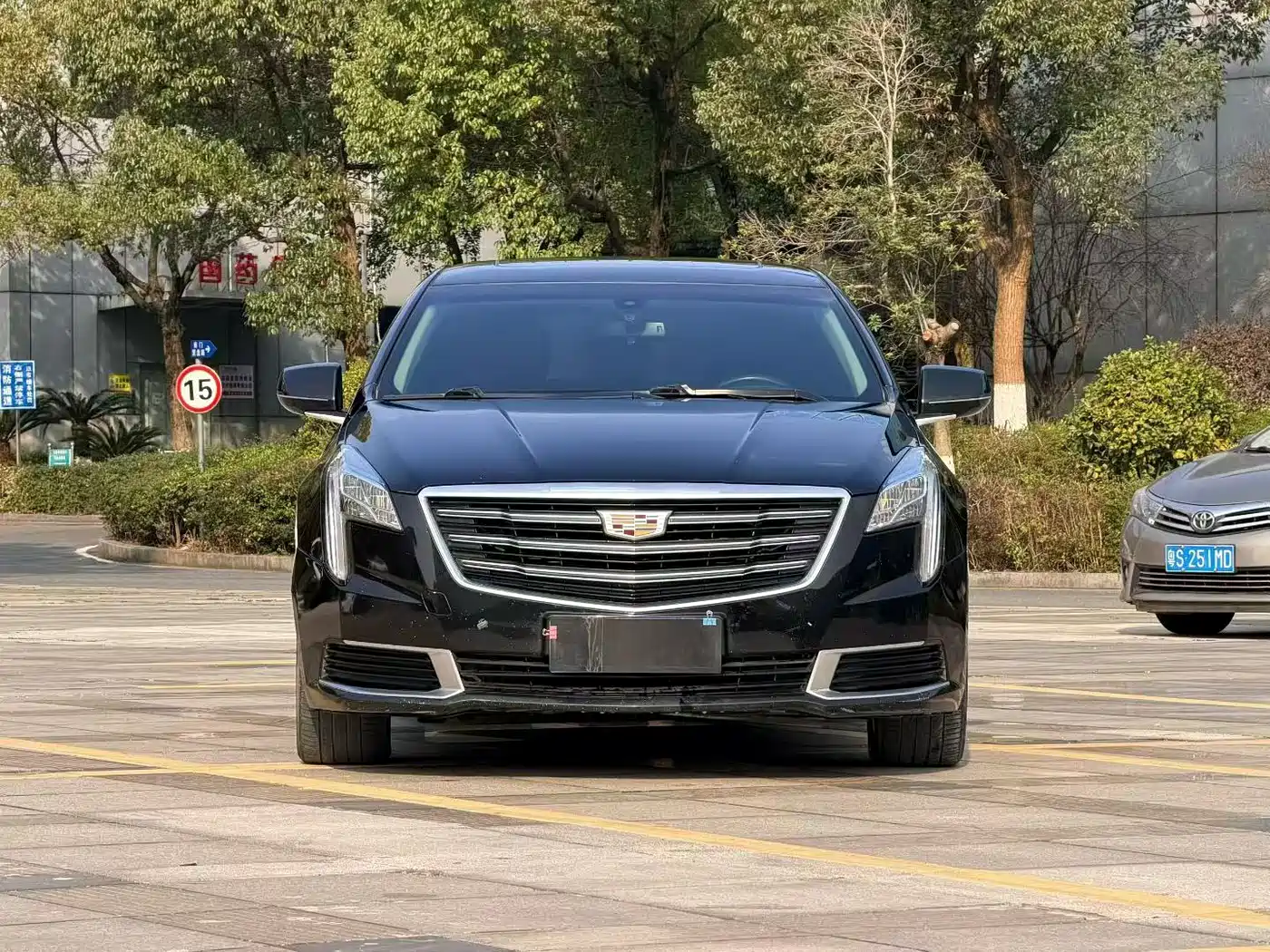 Cadillac XTS 2018 28T Technology фото 2