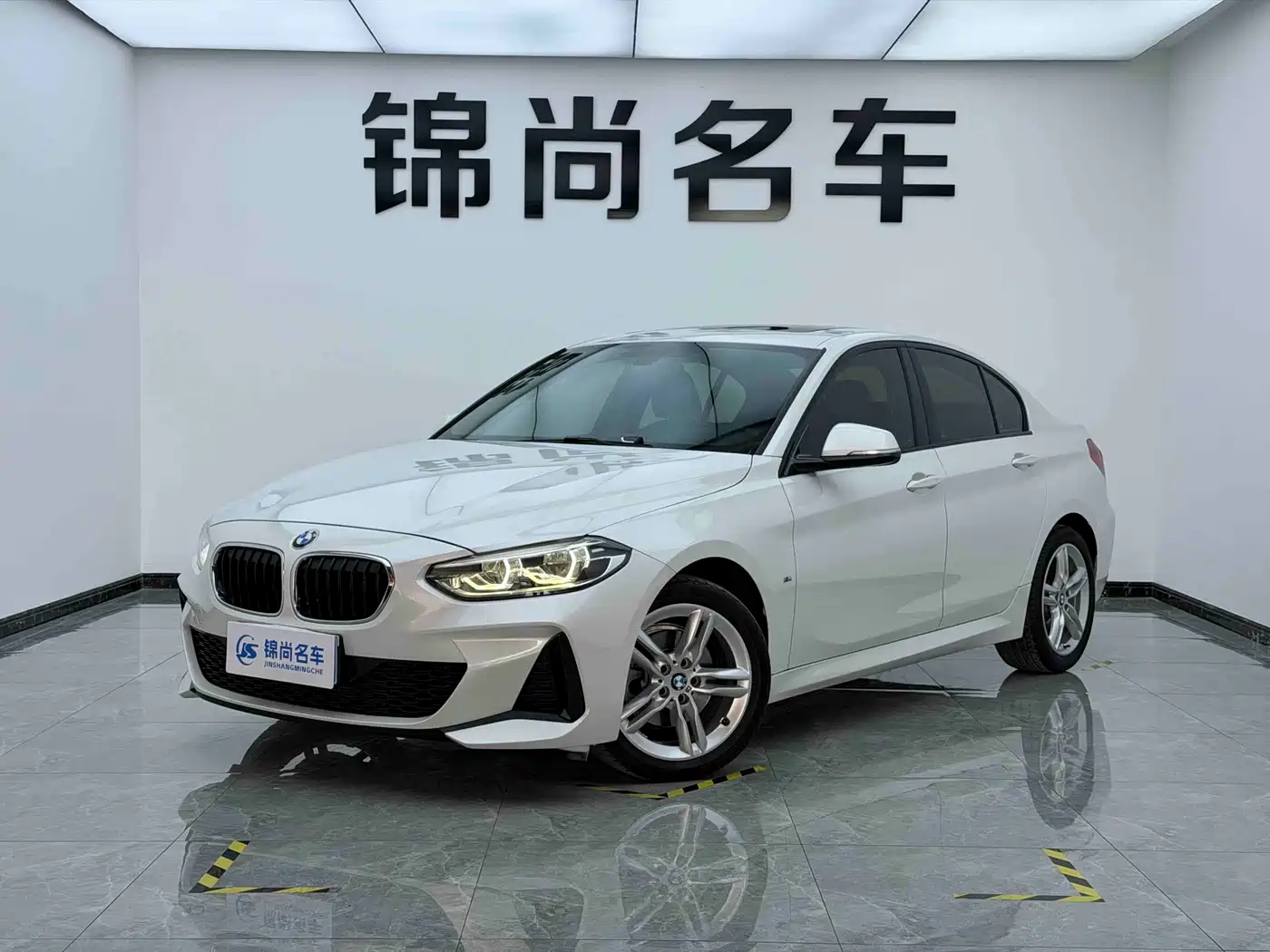 BMW BMW 1 Series 2019 118i M Sport Package