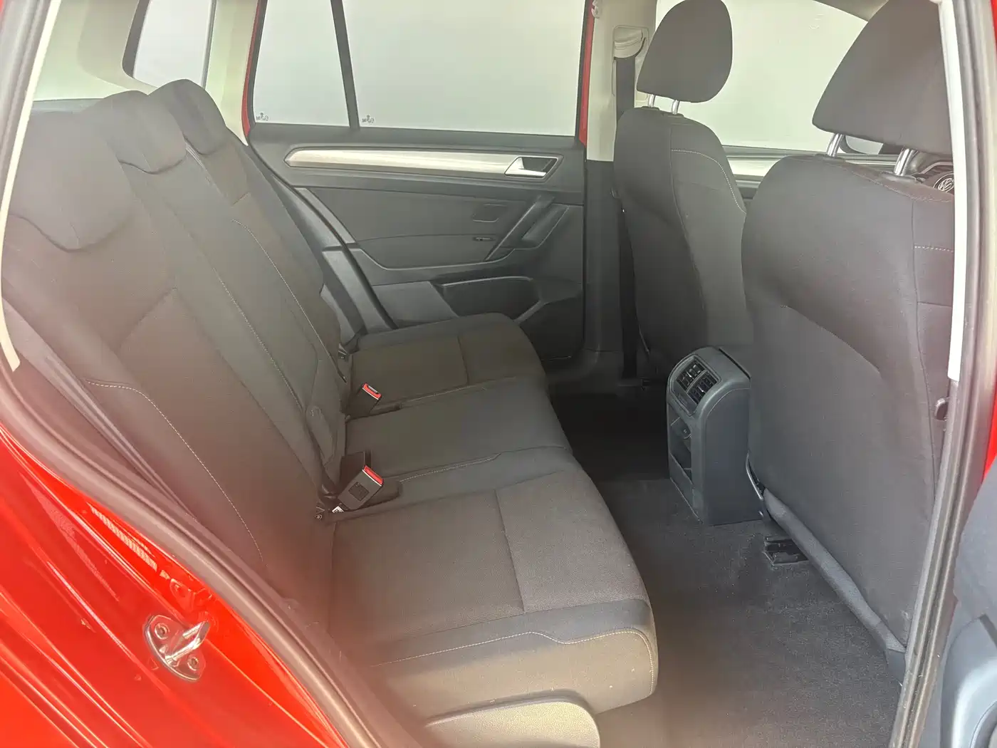 Volkswagen Golf Sportsvan 2016 1.6L Automatic Comfort фото 13