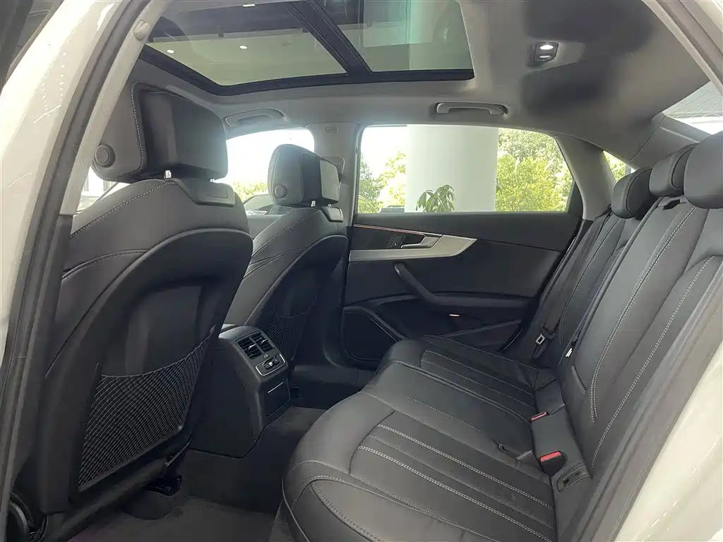Audi A4L 2020 40 TFSI Luxury Dynamic фото 8