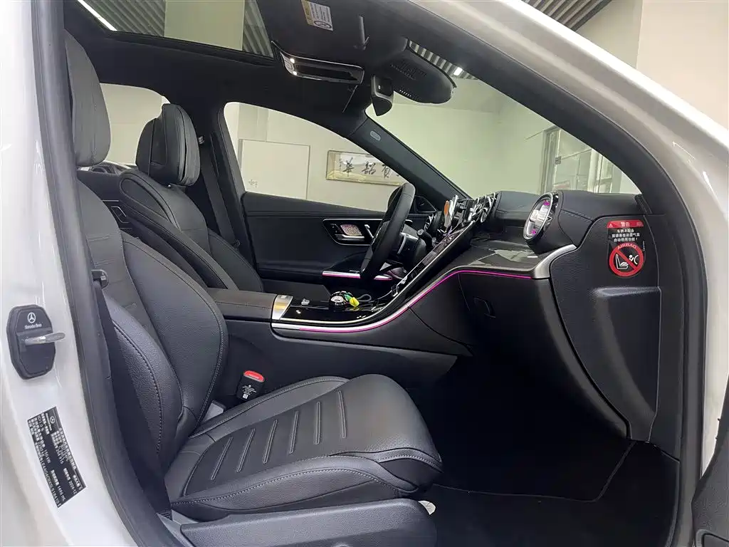 Mercedes-Benz C-Class 2024 Facelift C 260 L Moonlight Sport фото 16