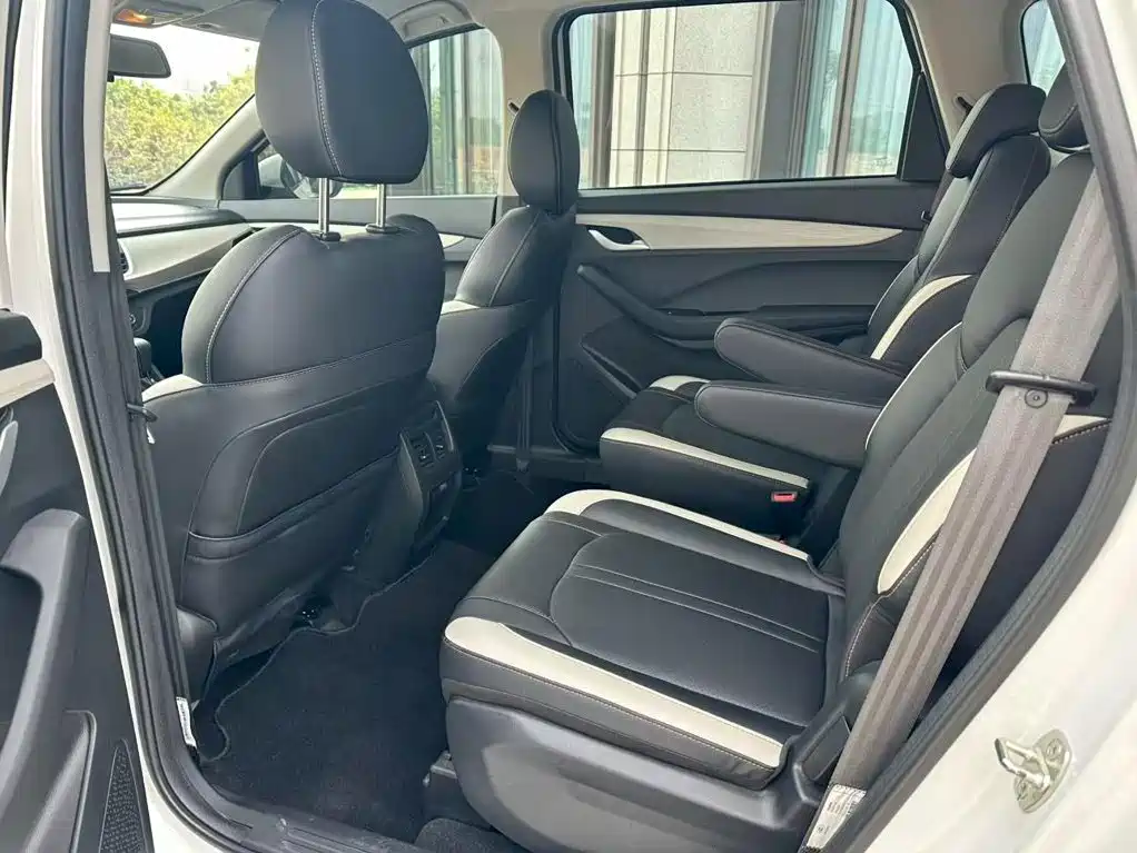 Baojun 360 2020 2019 1.5L CVT Elite (China VI)