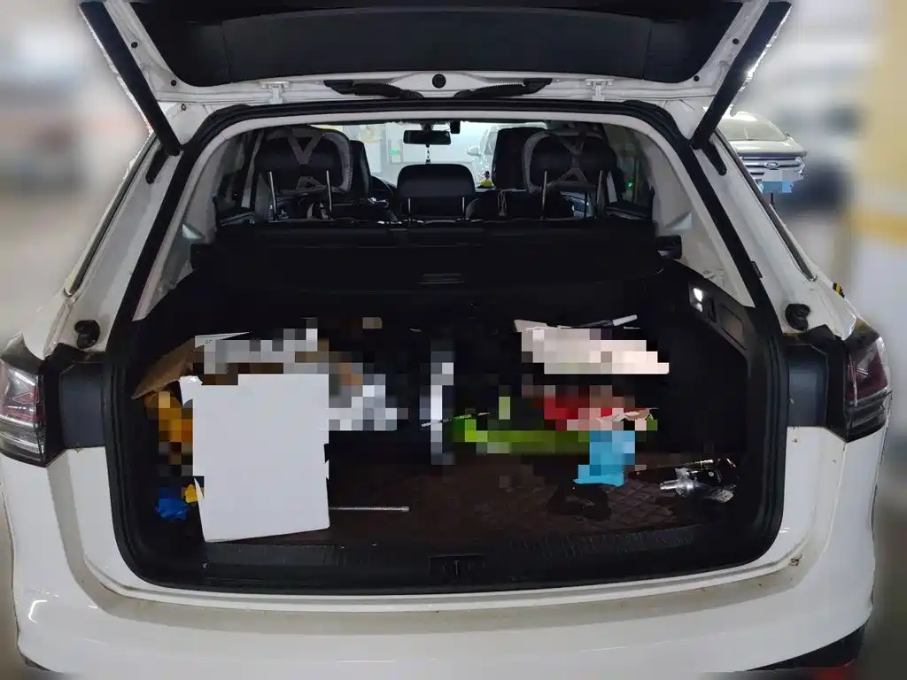 Фото 20 - Volkswagen Tayron