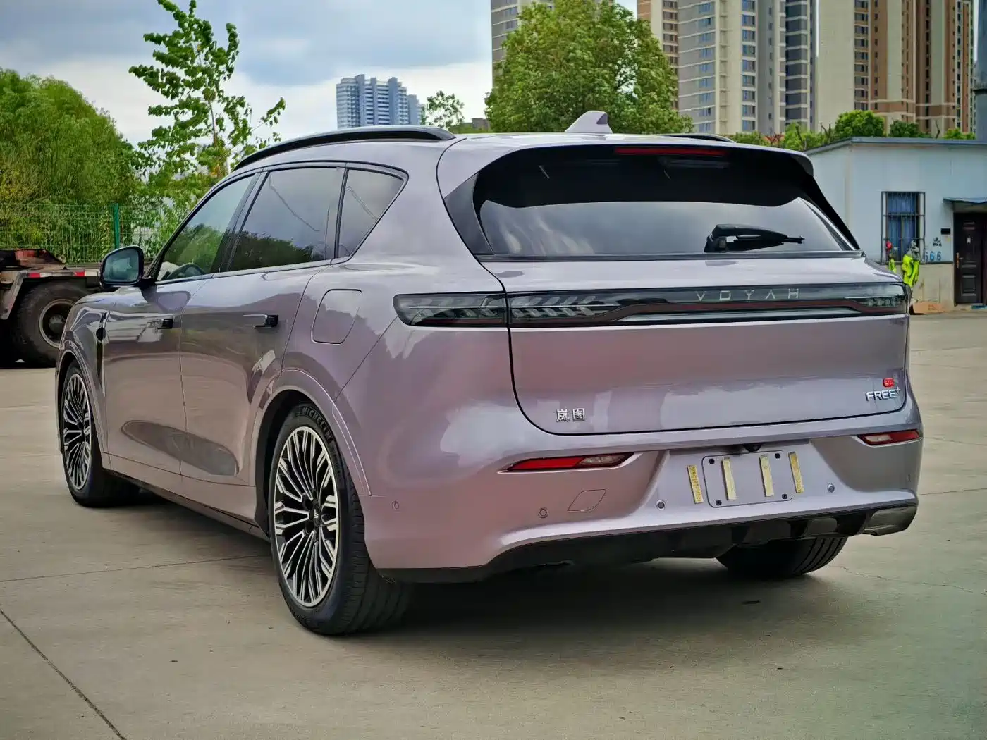 Voyah Auto VOYAH FREE 2026 2025 FREE+ 4WD Qiankun Edition