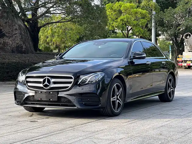 Mercedes-Benz E-Class 2020