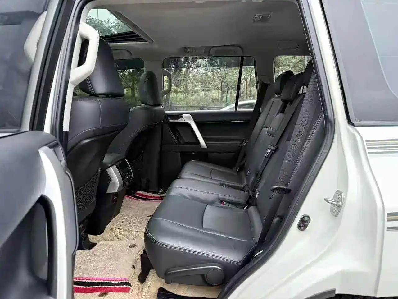 Toyota Prado 2018 3.5L Automatic TX-L Rear-mounted Spare Tire фото 6