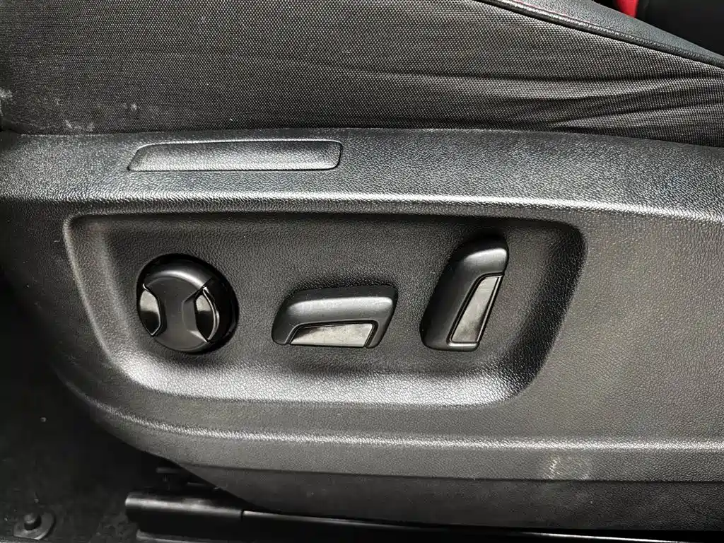 Škoda Karoq 2022 TSI280 Premium фото 17