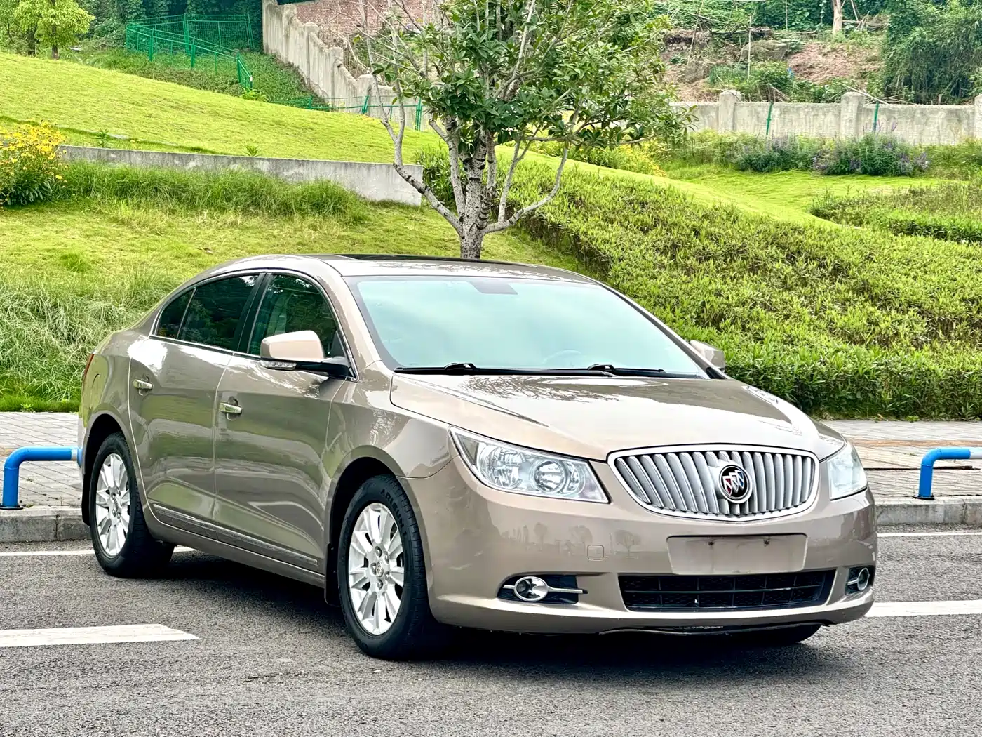Buick LaCrosse 2013 2.4L SIDI Luxury Comfort фото 3