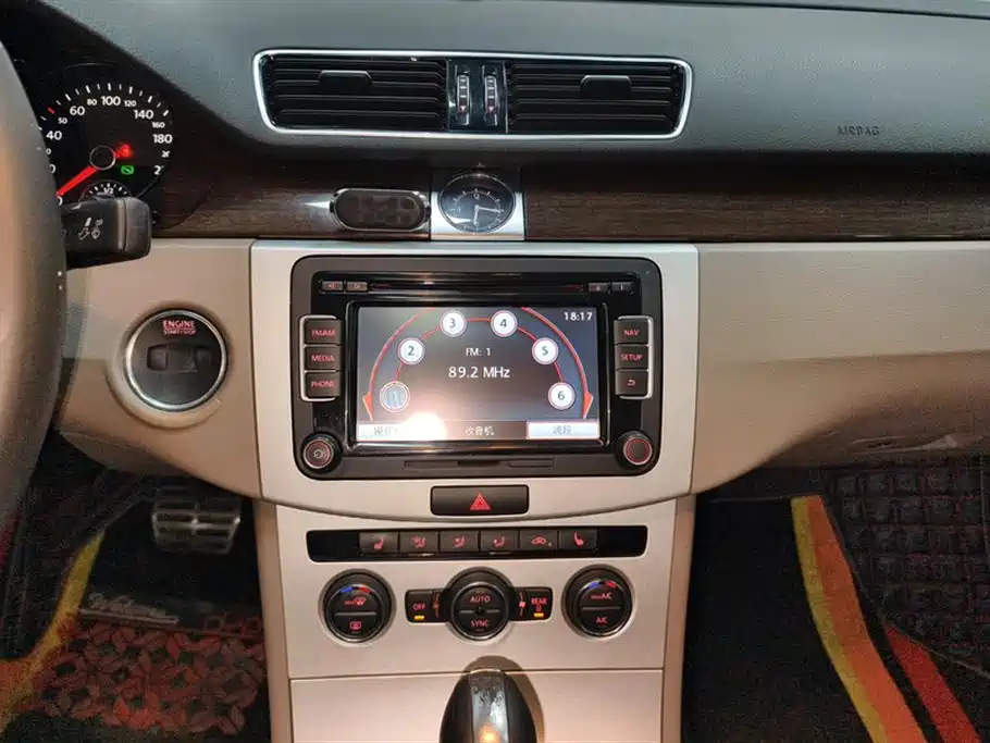 Volkswagen Magotan 2015 1.8TSI Premium фото 12
