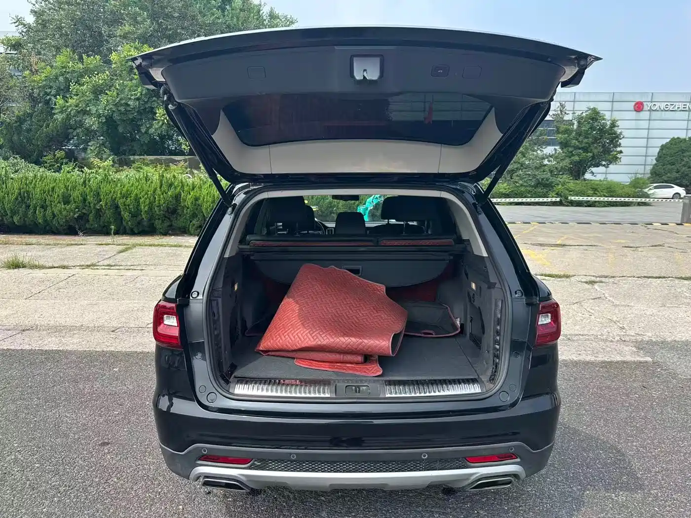 Hongqi HS7 2023 2022 2.0T DCT 2WD ZhiLian QiXiang Edition 5-seater