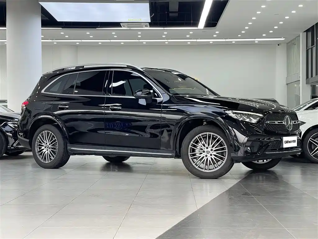 Mercedes-Benz GLC 2023 GLC 300 L 4MATIC Dynamic 7-Seater фото 20