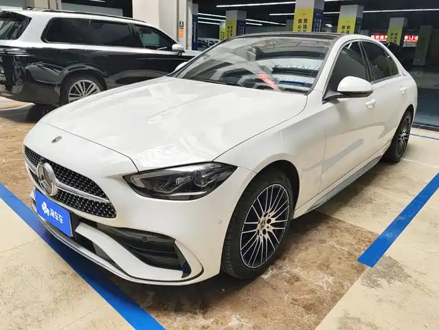 Mercedes-Benz C-Class 2024