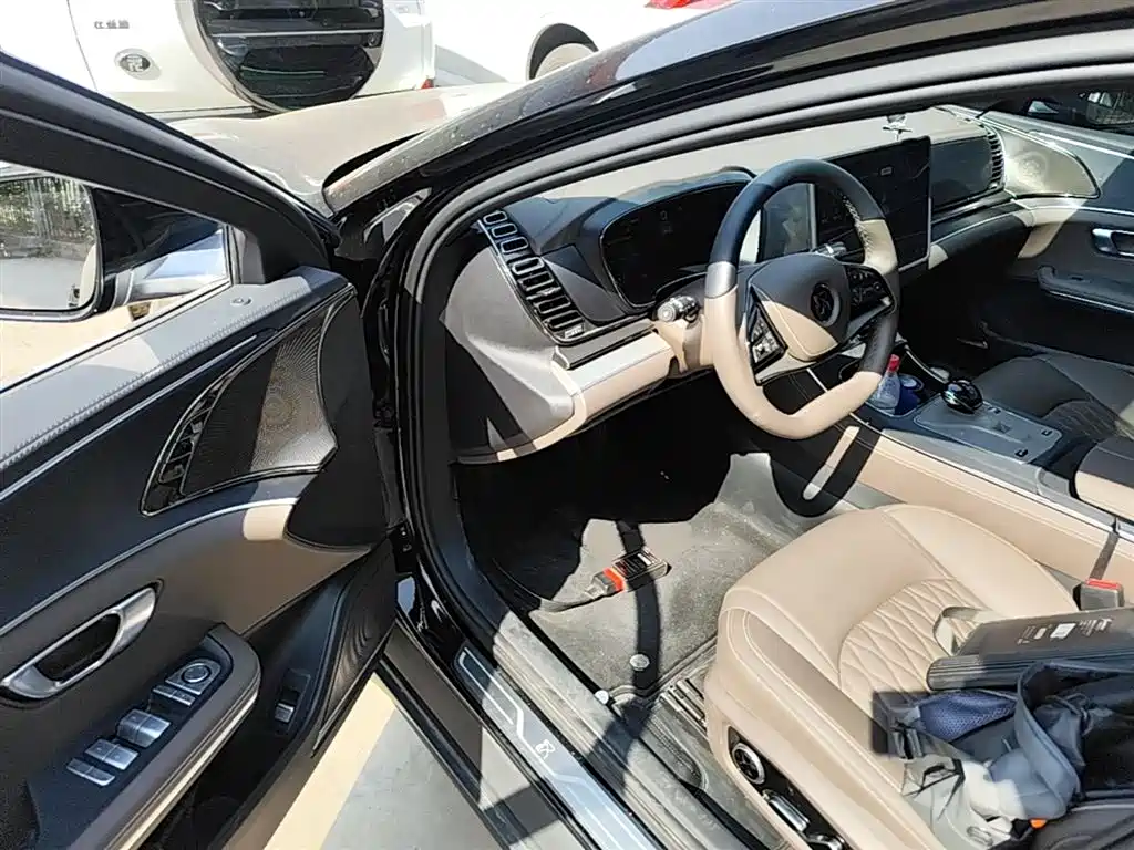 BYD Han 2025 DM-i Smart Drive Edition 125KM Elite фото 13