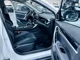 Фото 8 - Geely Coolray