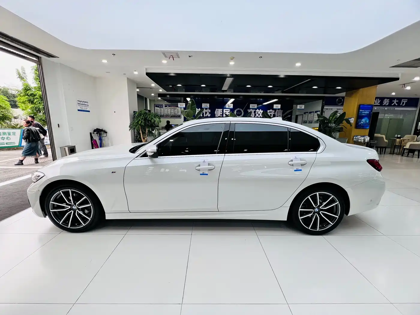 BMW 3 Series 2020 Facelift 325Li M Sport Package фото 5