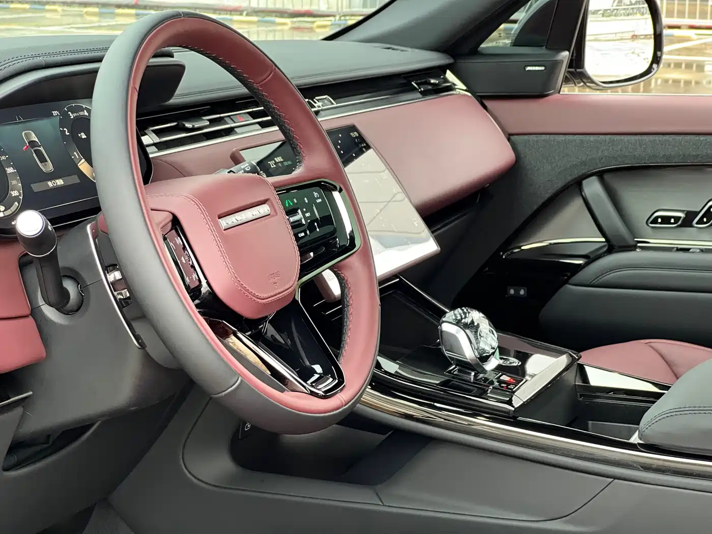 Land Rover Range Rover Sport 2025 400PS Dynamic SE фото 12