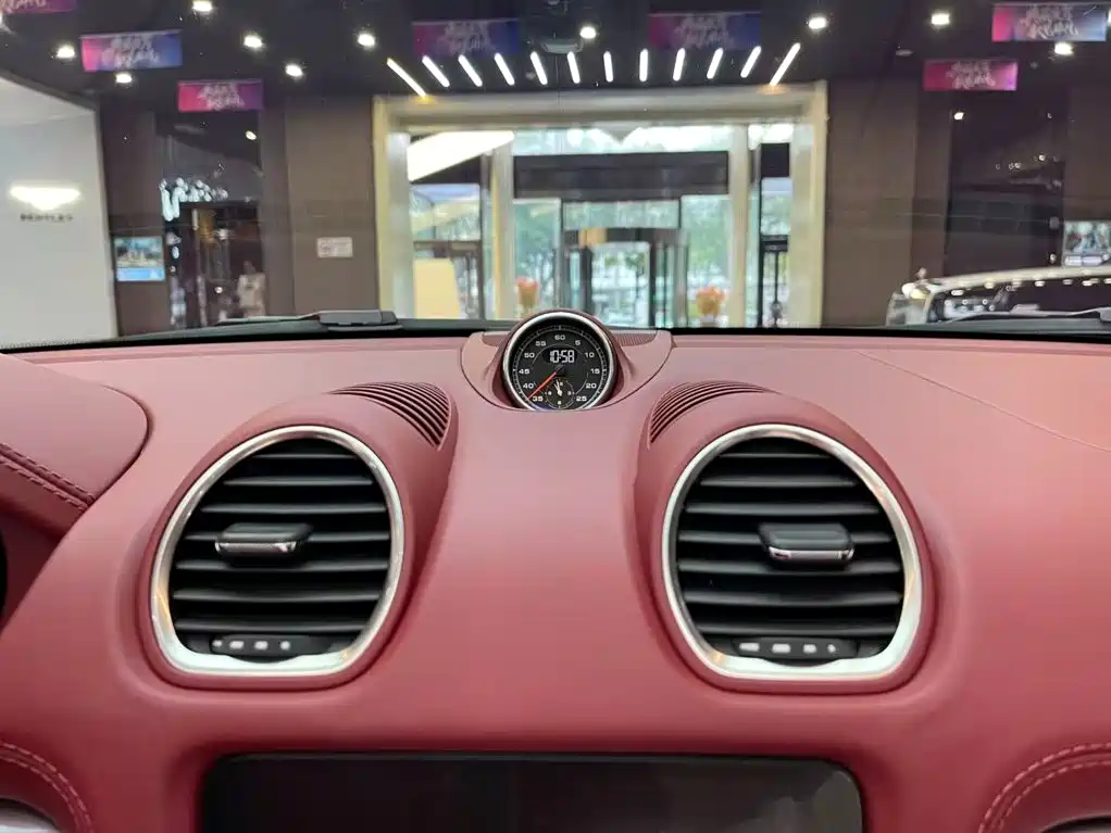 Porsche 718 2025 2022 Boxster 2.0T