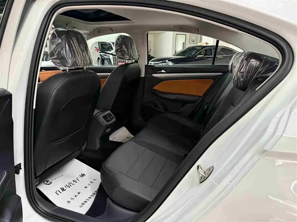 Volkswagen Bora 2026 200TSI DSG Navigation Edition фото 8