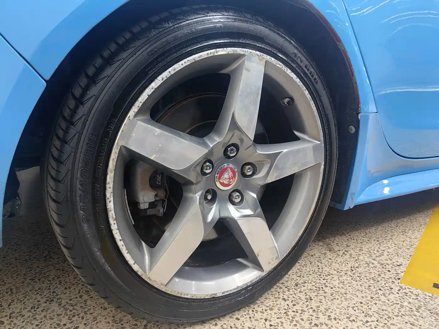 Jaguar XE 2016 2015 2.0T 200PS R-Sport