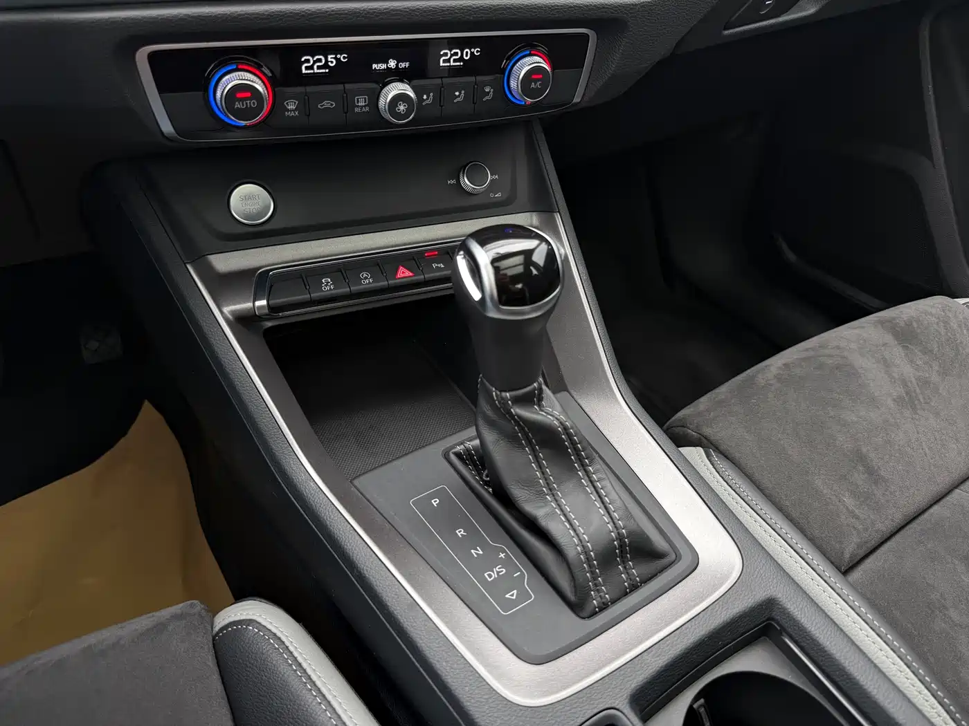 Audi Q3 2020 35 TFSI Fashion Dynamic фото 12