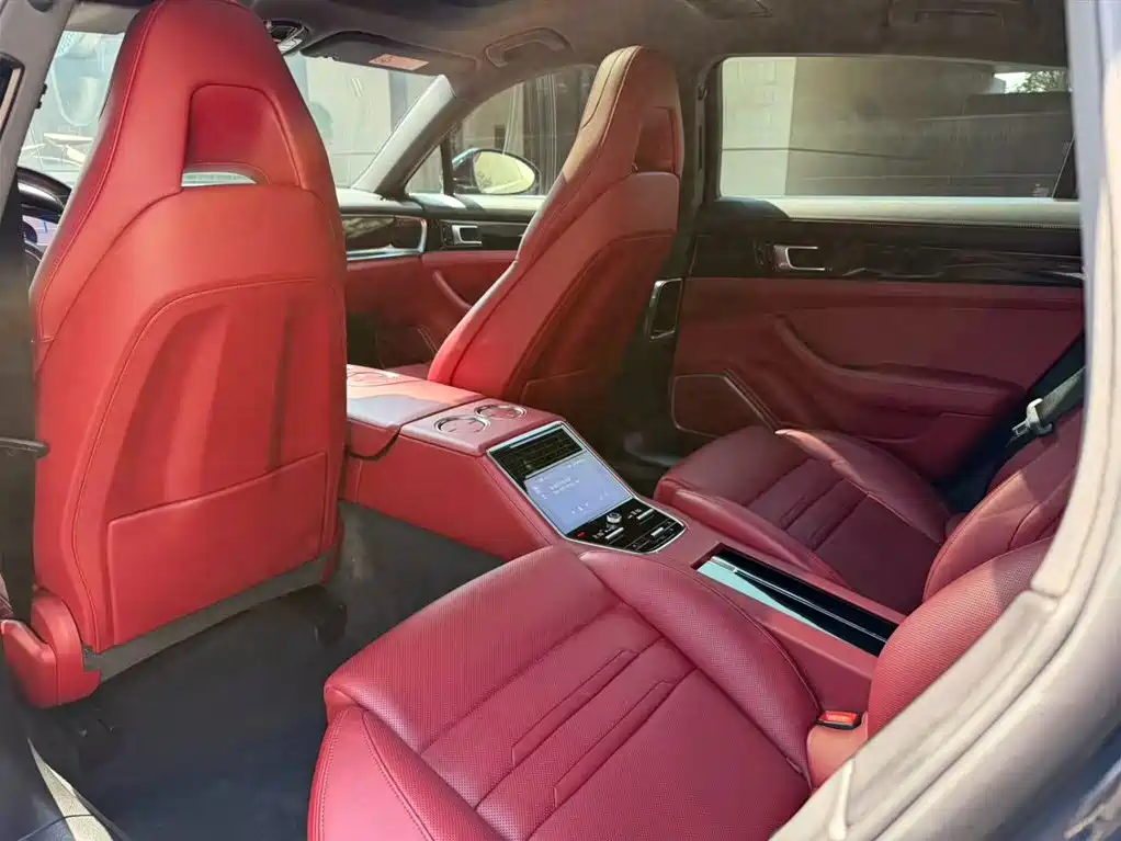 Porsche Panamera 2019 Panamera 4 Executive Long Wheelbase 2.9T фото 13