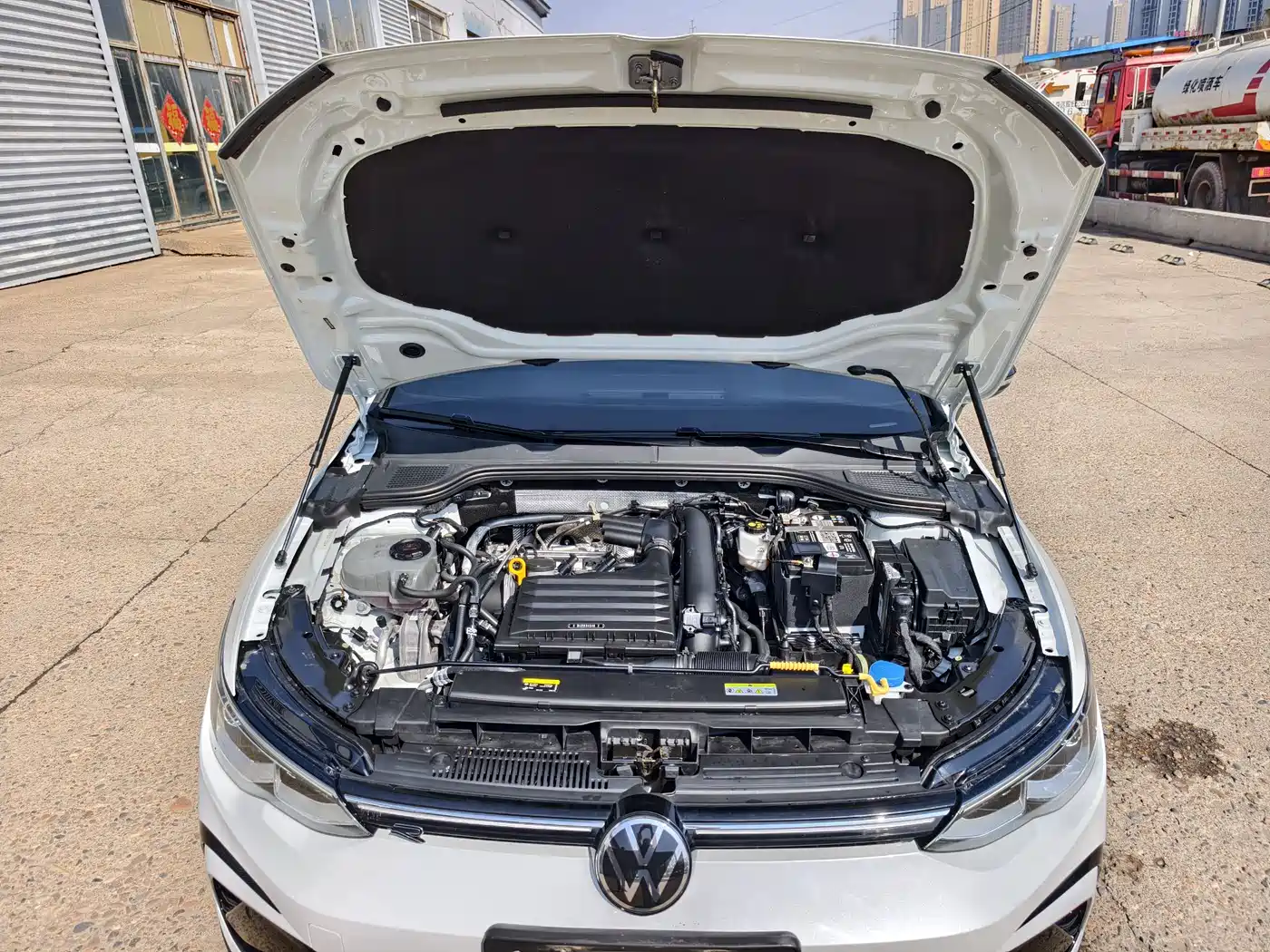 Volkswagen Golf 2023 Model 280TSI DSG R-Line фото 23