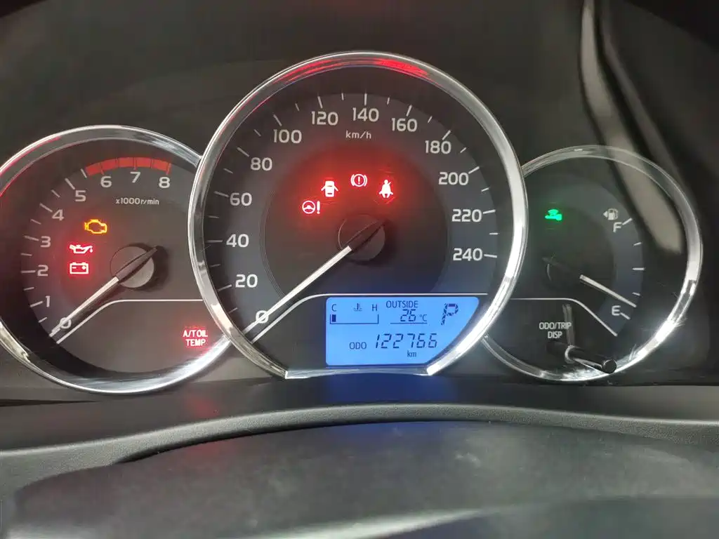 Toyota Corolla 2018 1.2T S-CVT GL Smart Edition фото 10