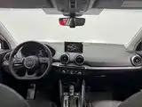 Photo 6 - Audi Q2L