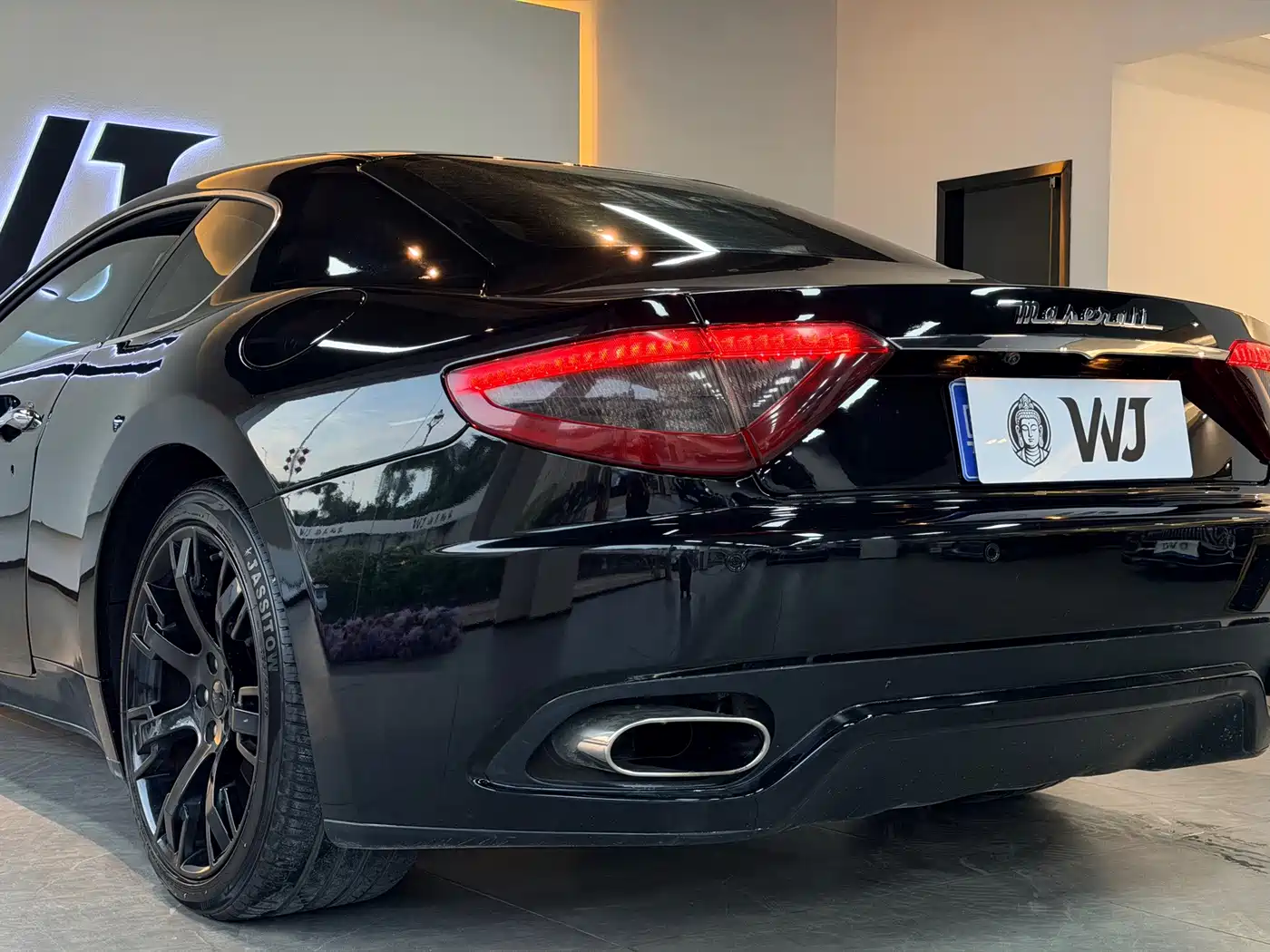 Maserati GranTurismo 2009 2007 4.2L Standard