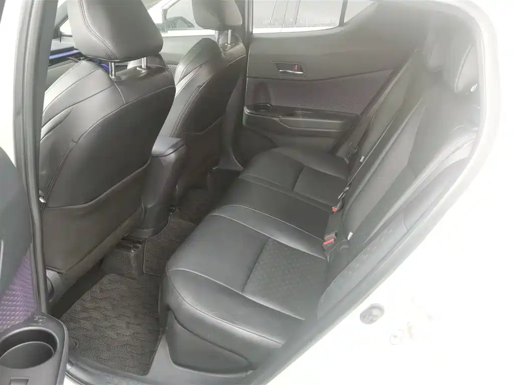 Toyota IZOA 2018 2.0L Yichi Edition China V фото 12