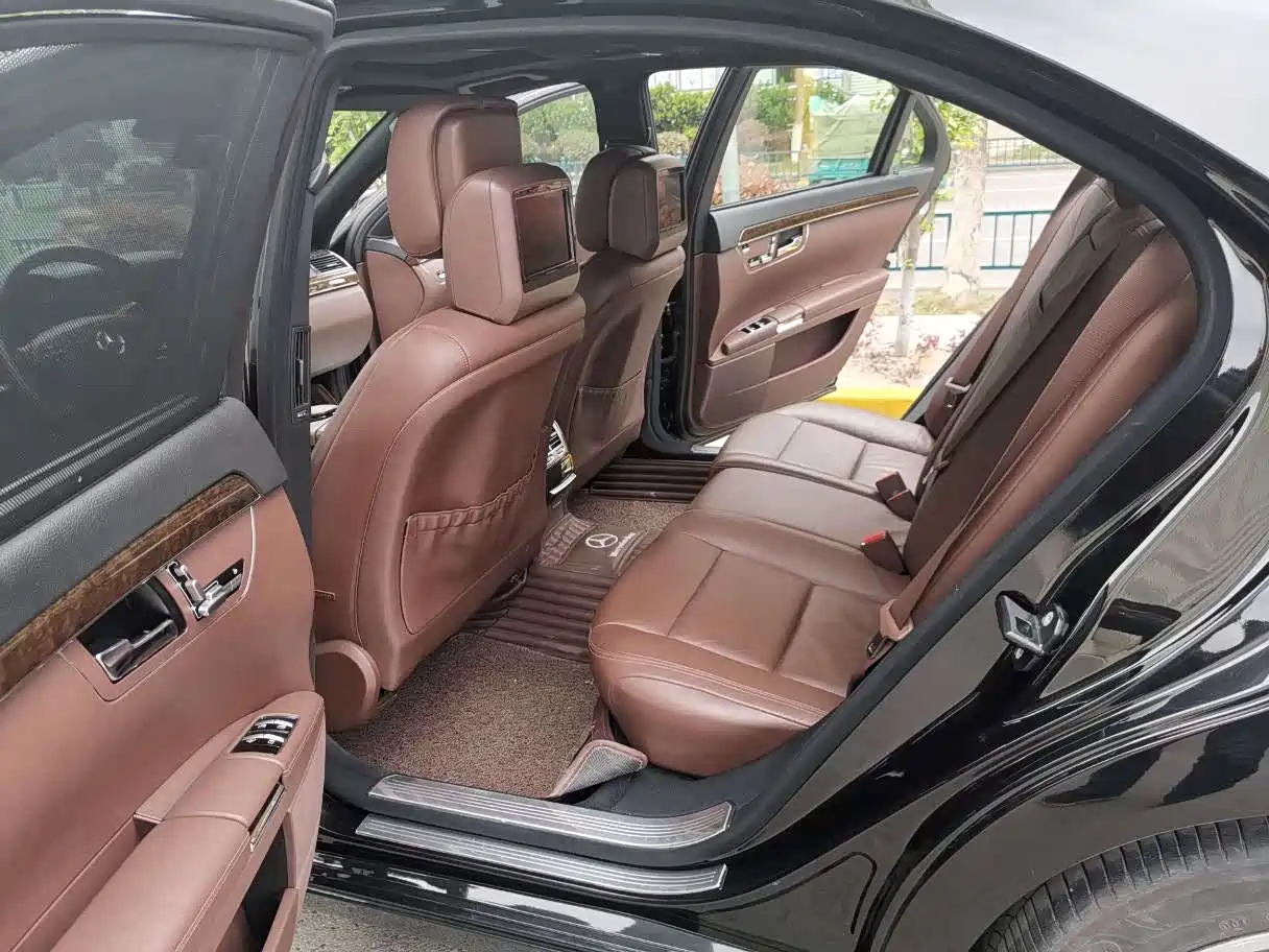 Mercedes-Benz S-Class 2012 S 300 L Premium Grand Edition фото 12