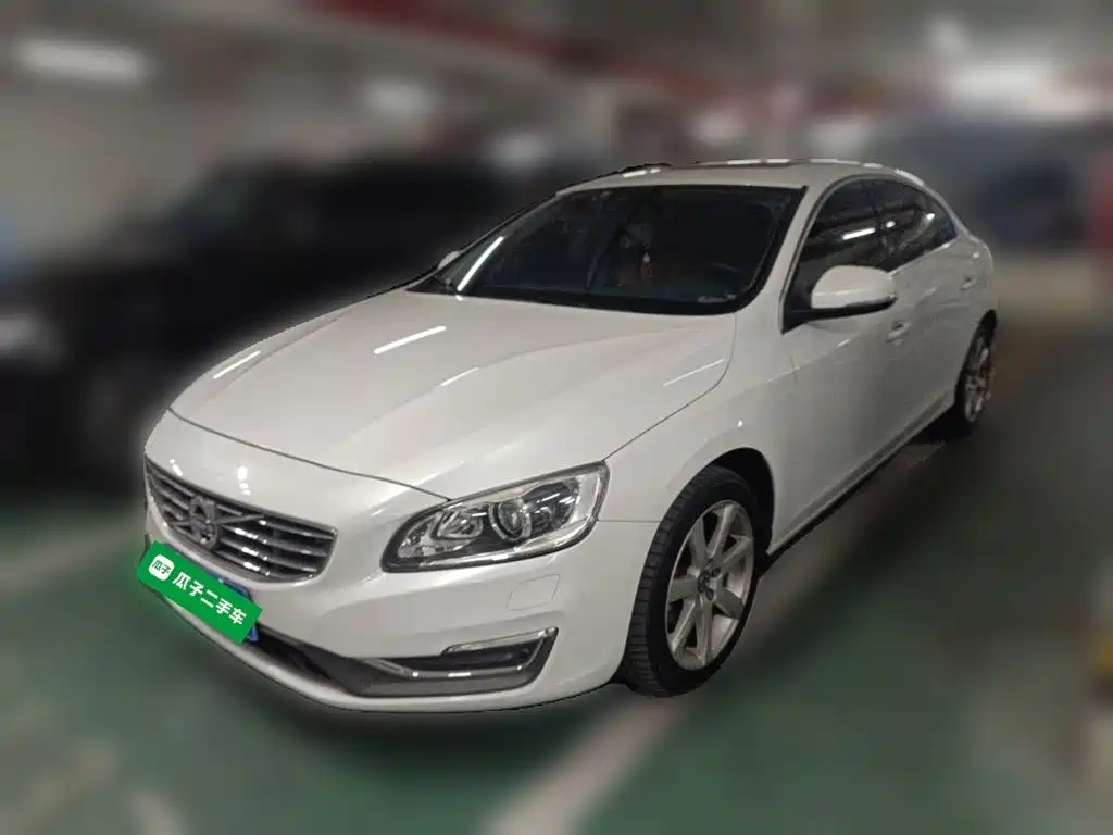 Photo 2 - Volvo S60