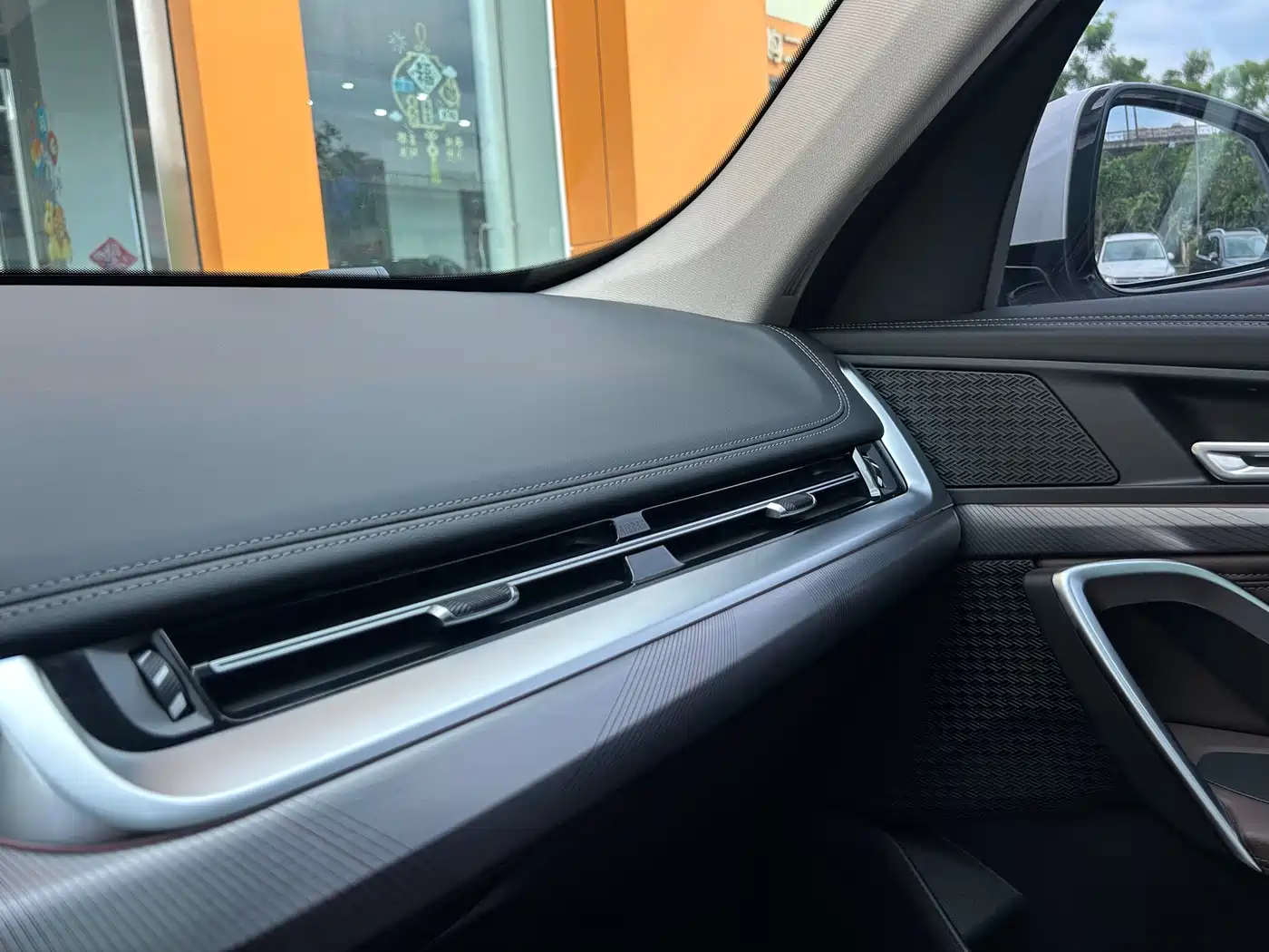 BMW X1 2023 sDrive25Li M Sport Package фото 41