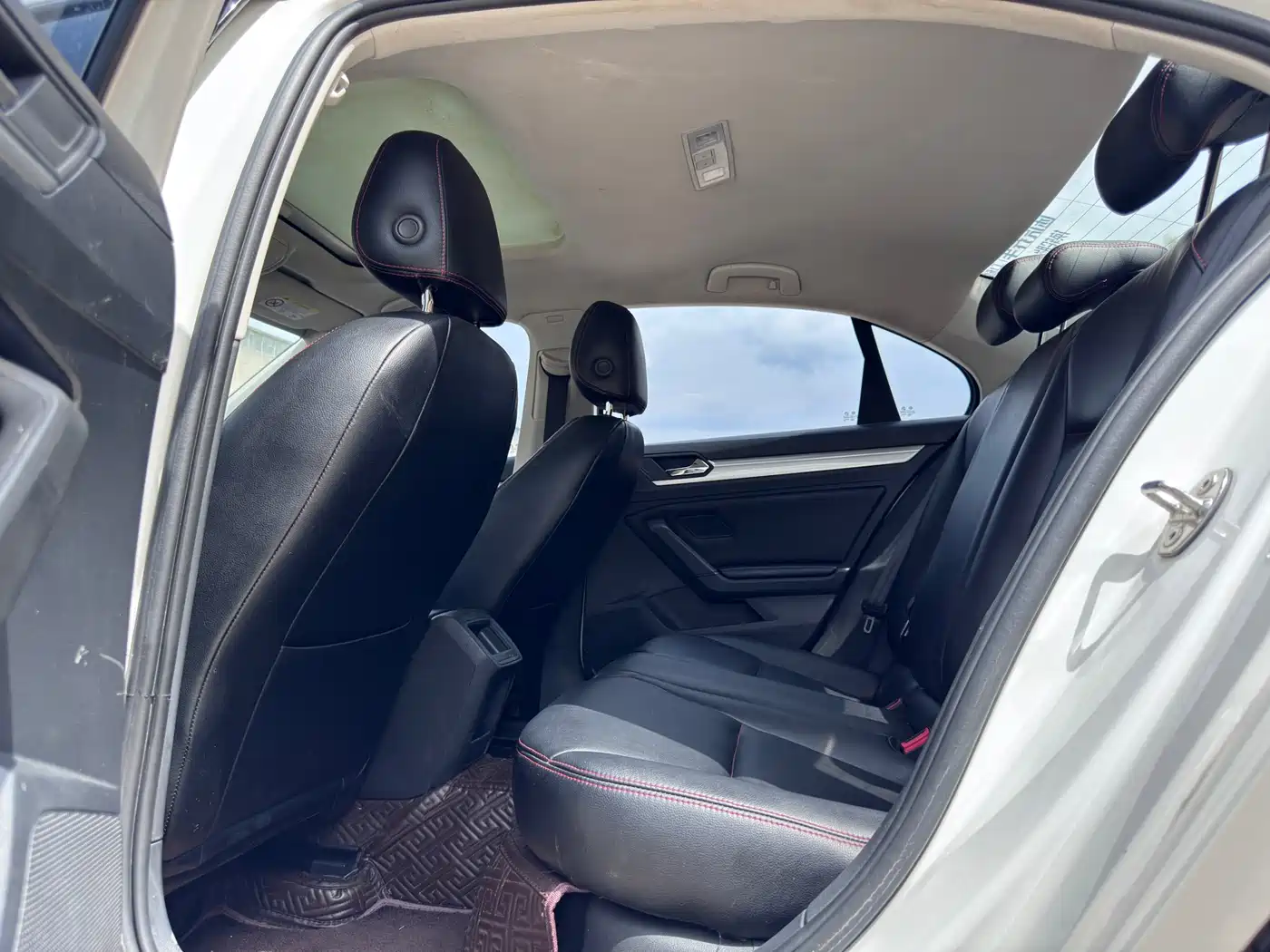 Volkswagen Lamando 2021 230TSI DSG Fashion Edition фото 5