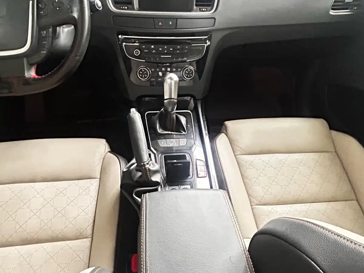 صورة 9 - Peugeot 508