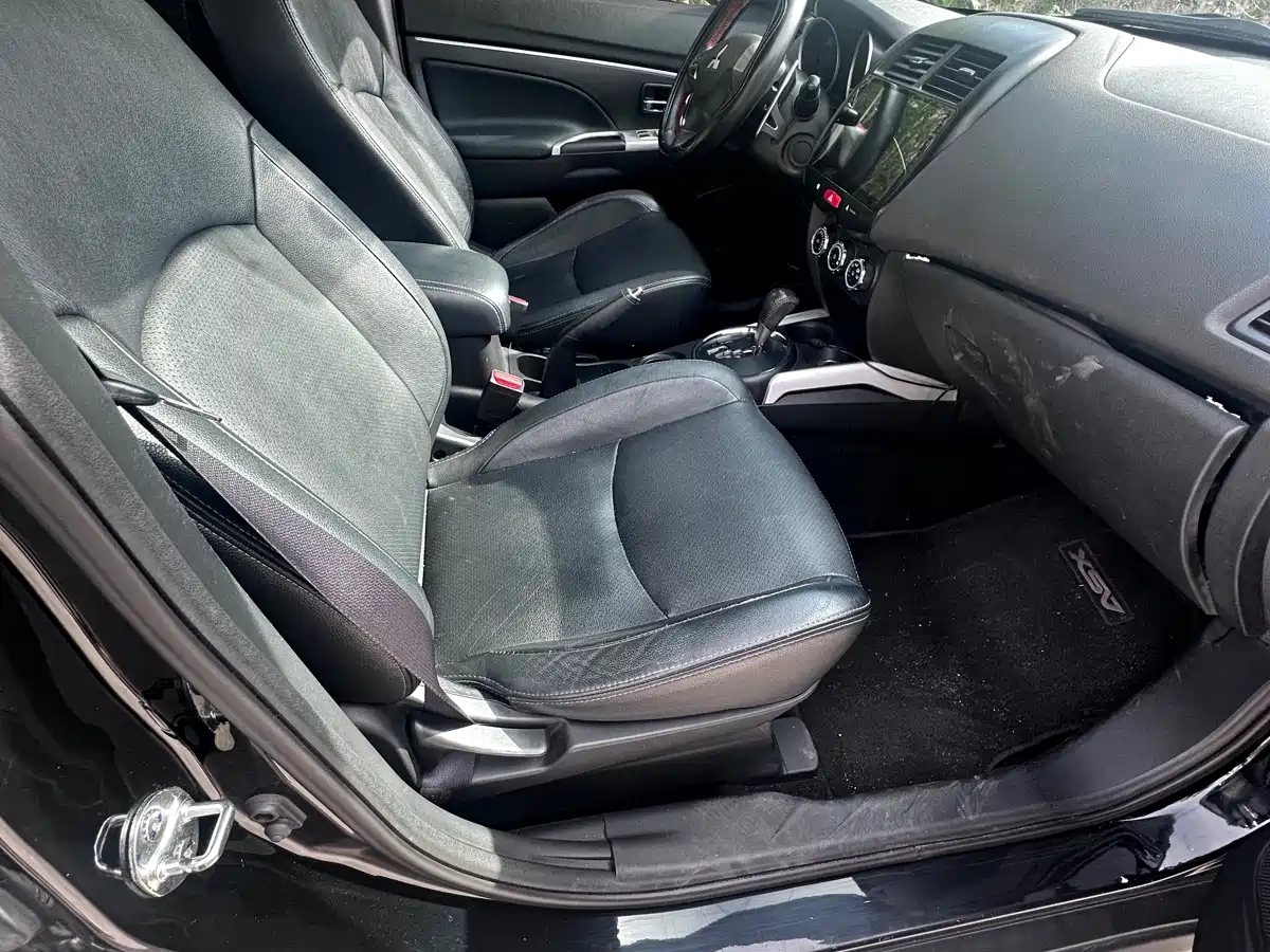 Mitsubishi ASX 2015 2013 2.0L CVT 2WD Luxury
