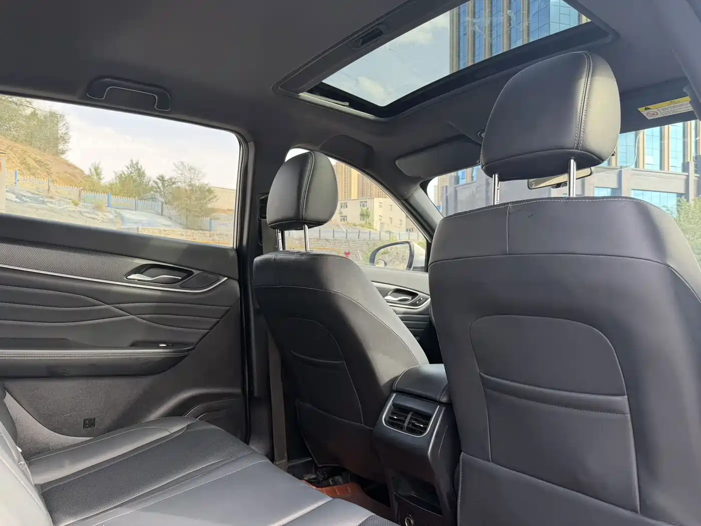 Dongfeng Fengguang Fengguang 580Pro 2019 2020 280TGDI CVT Driving Leader