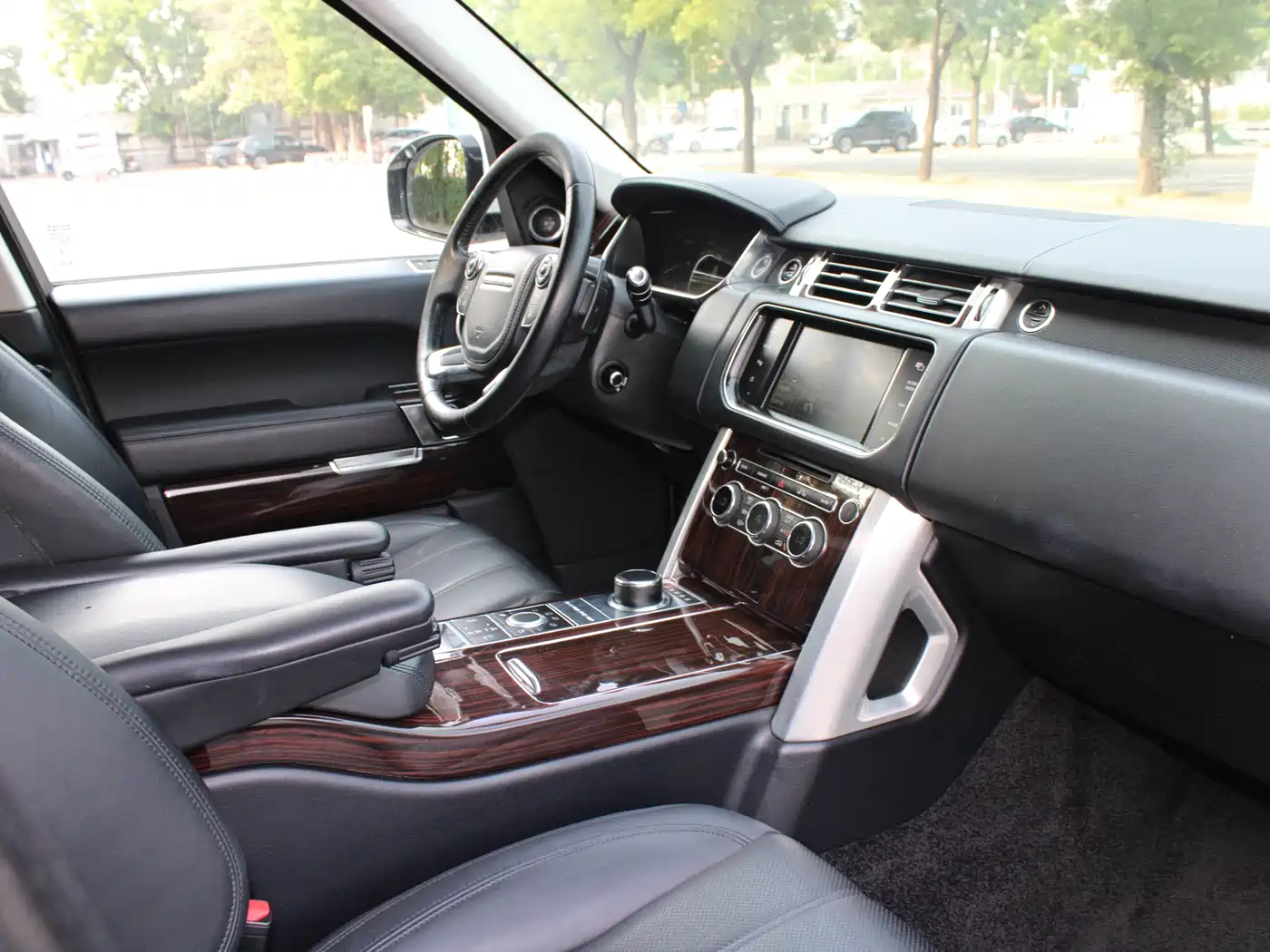 Land Rover Range Rover 2013 NA 5.0 V8 Vogue SE фото 7