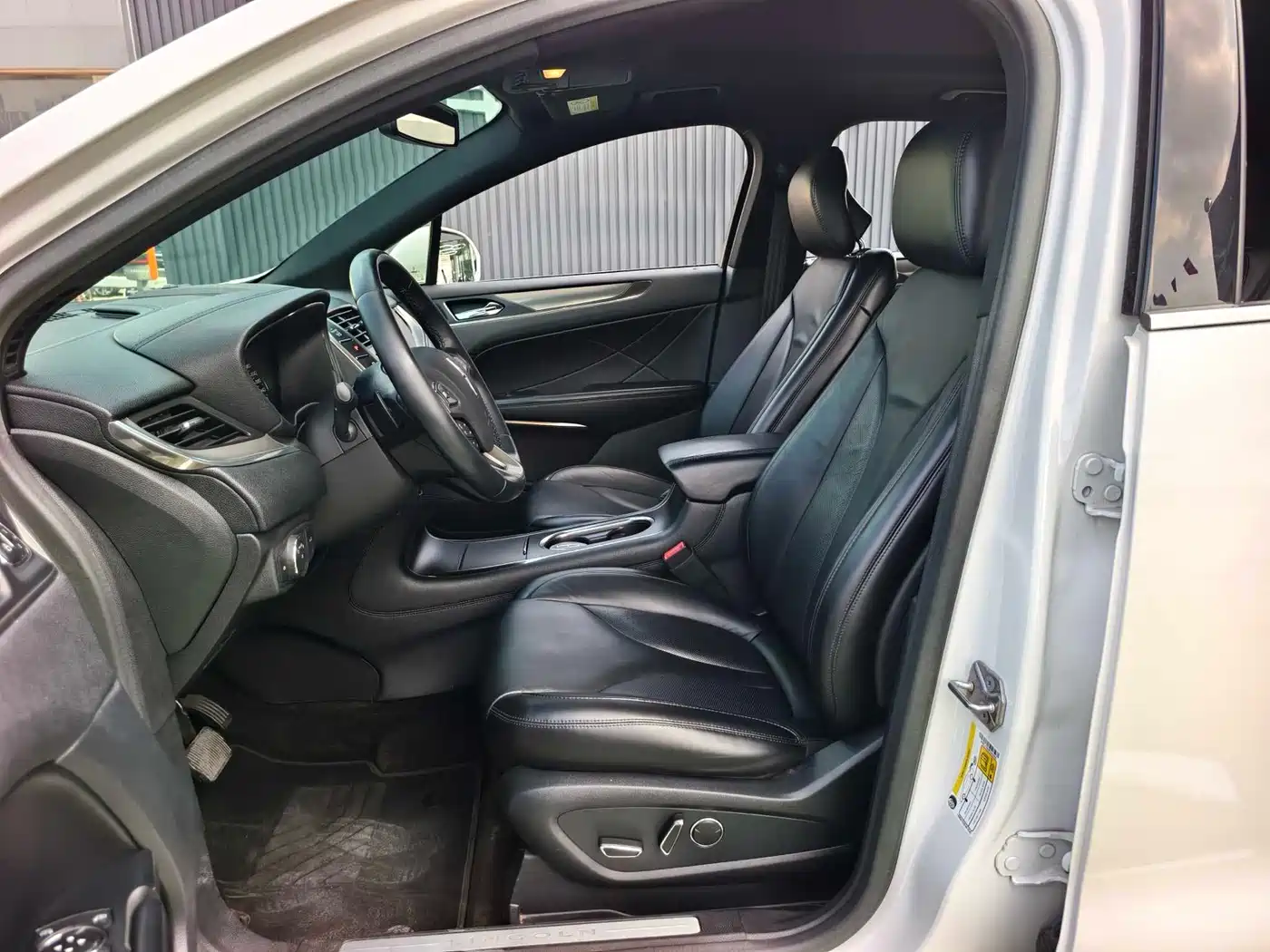 Lincoln MKC 2016 2014 2.0T 2WD Premium Edition