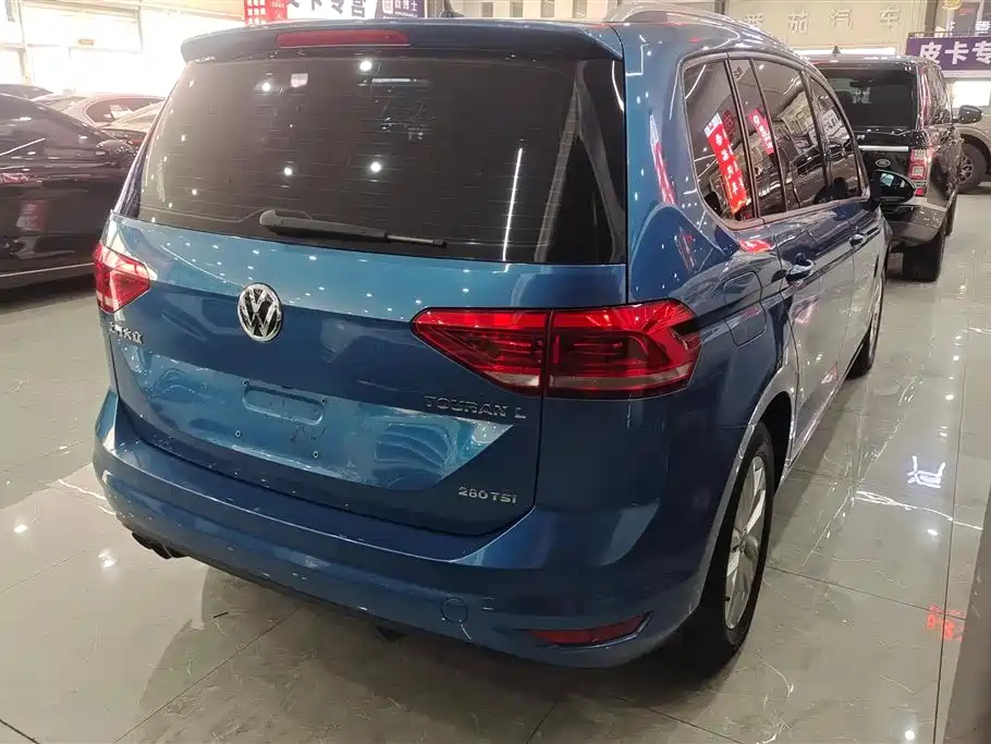 Volkswagen Touran 2018 Touran L 280TSI DSG Comfort Edition 7-seater China VI фото 3