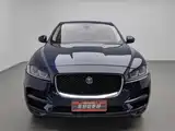 Фото 3 - Jaguar F-PACE