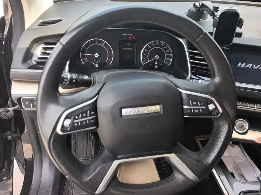 Фото 15 - Haval H6