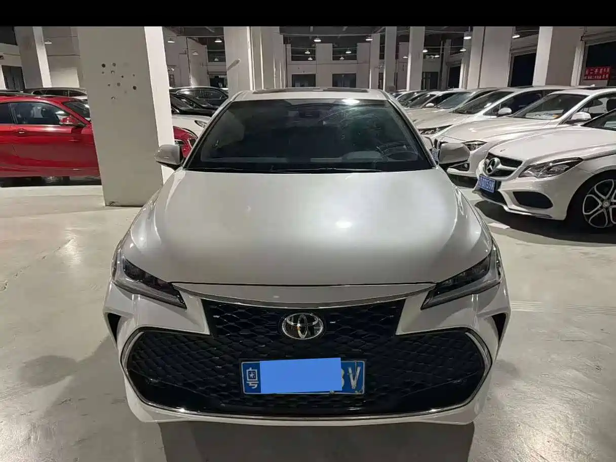 Toyota Avalon 2022 2.0L Progressive Edition фото 5